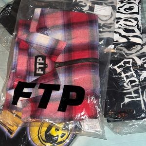 Red FTP short sleeve collar plaid shirt